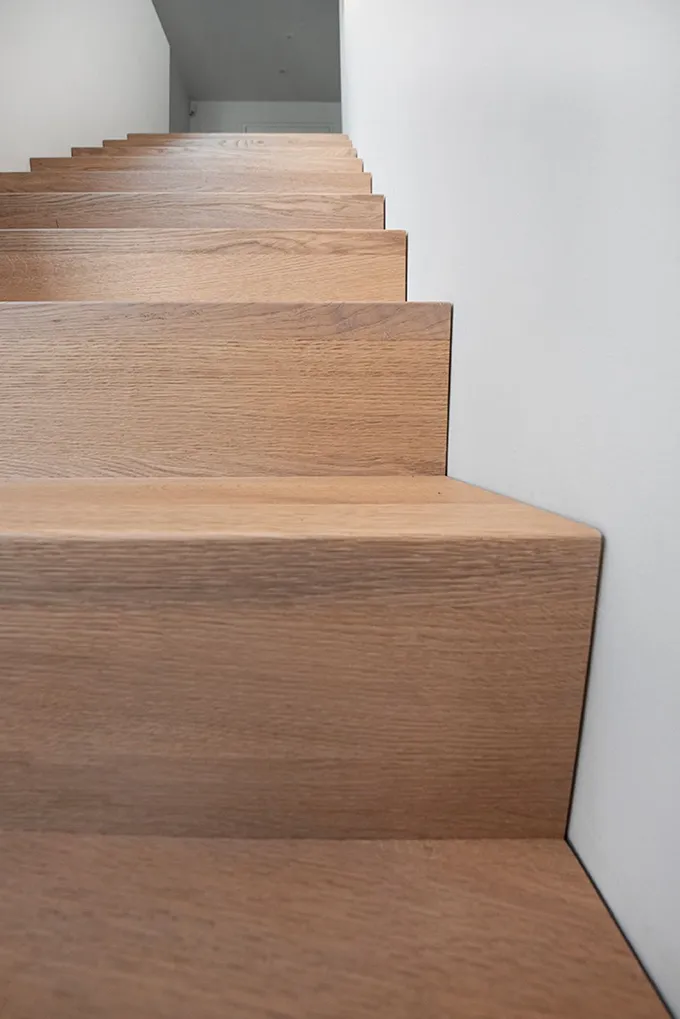 Custom oak staircase detail